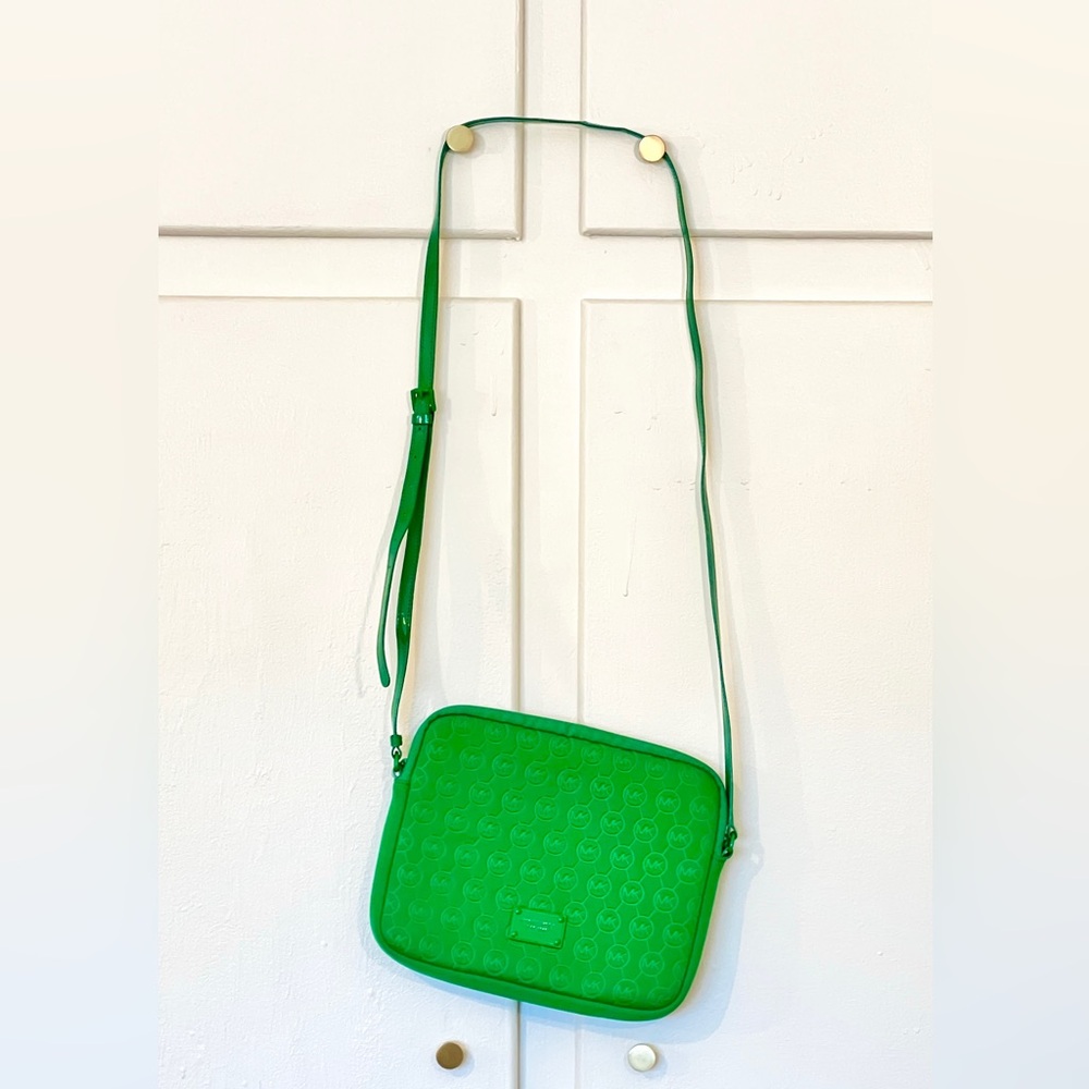 Michael Kors - Tablet Cross Body Bag